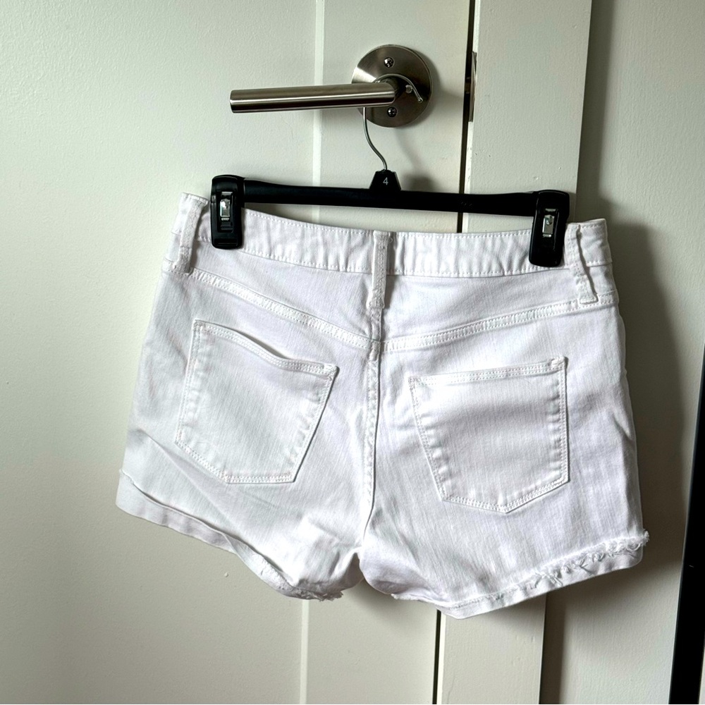 Universal Thread Shorts - Picture 2 of 6